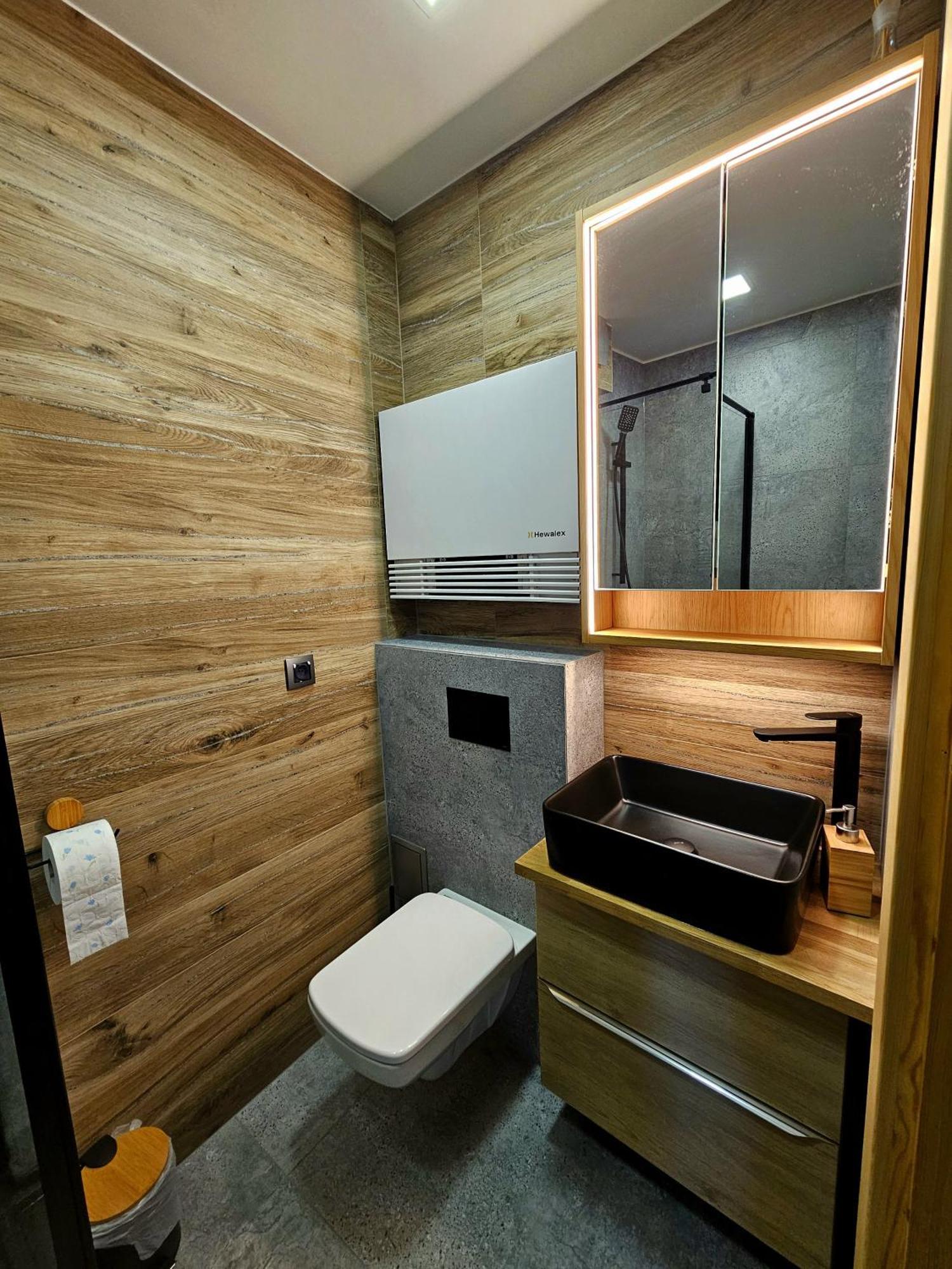 Apartament Radiostacja V, Parking Free Gliwice Exterior foto
